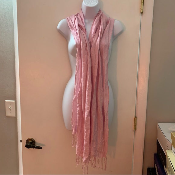 Victoria’s Secret PINK Shimmery Scarf